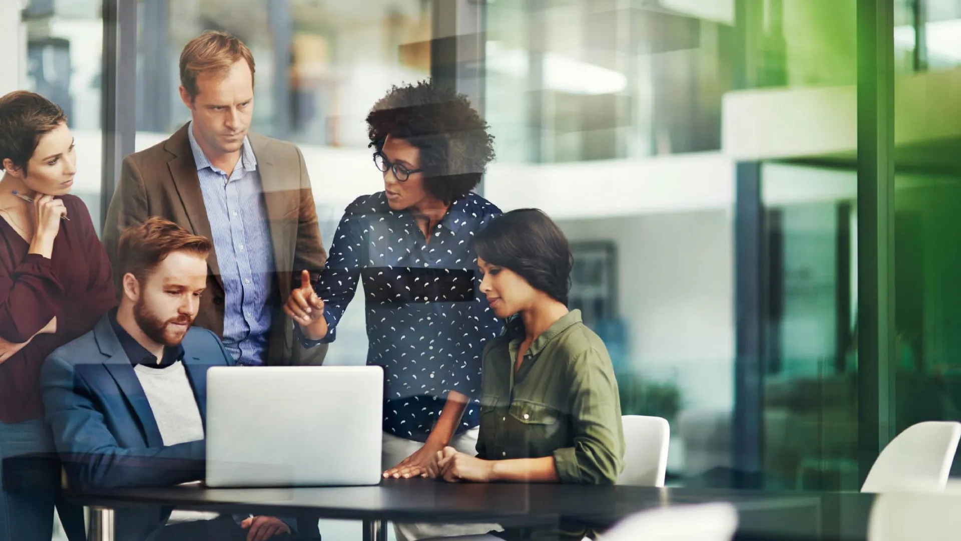 Leveraging behavioral science to decode employee performance