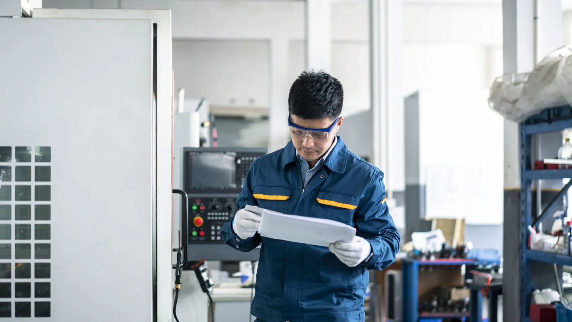 Navigating blue-collar worker recruitment strategies