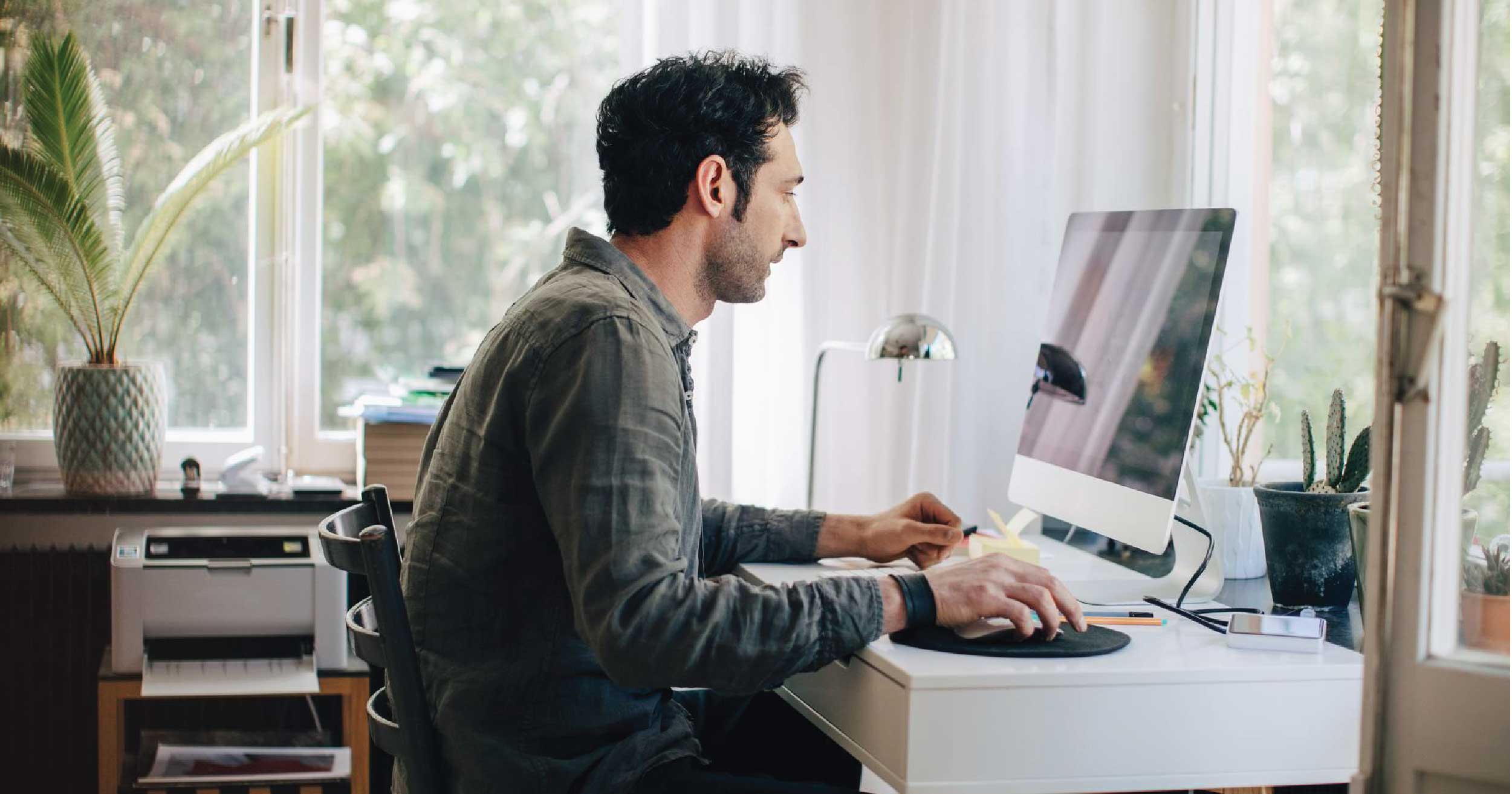 How to Keep Work from Home Employees Engaged and Productive